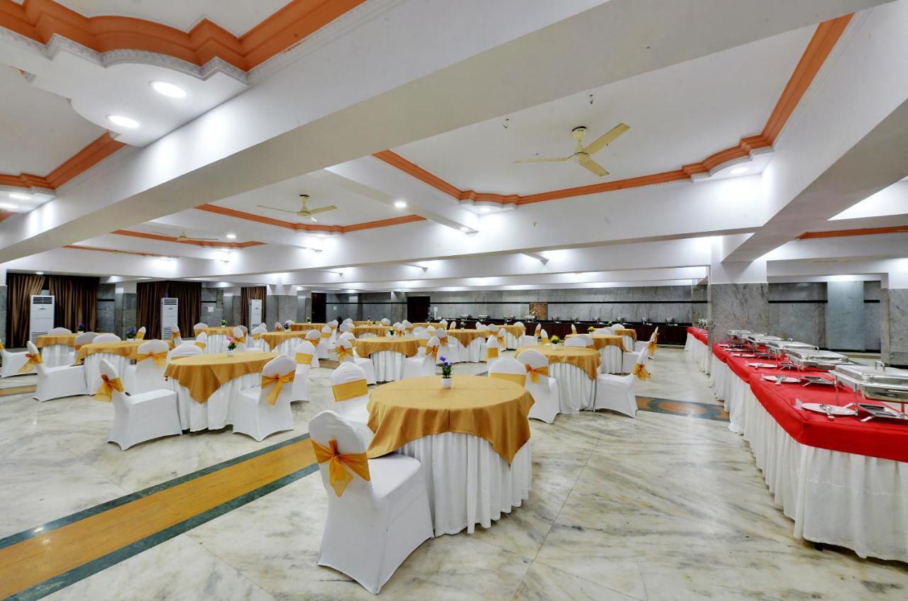 Manpho Bell Hotel & Convention Center Bengaluru Zewnętrze zdjęcie