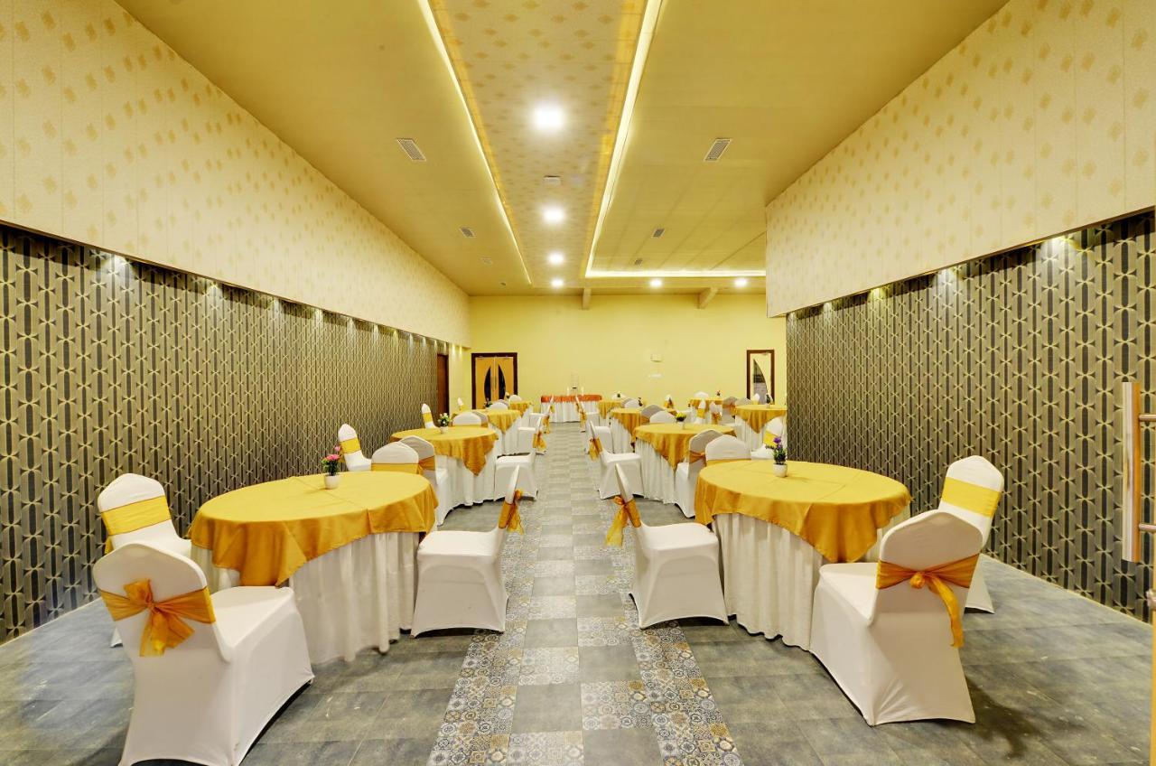 Manpho Bell Hotel & Convention Center Bengaluru Zewnętrze zdjęcie